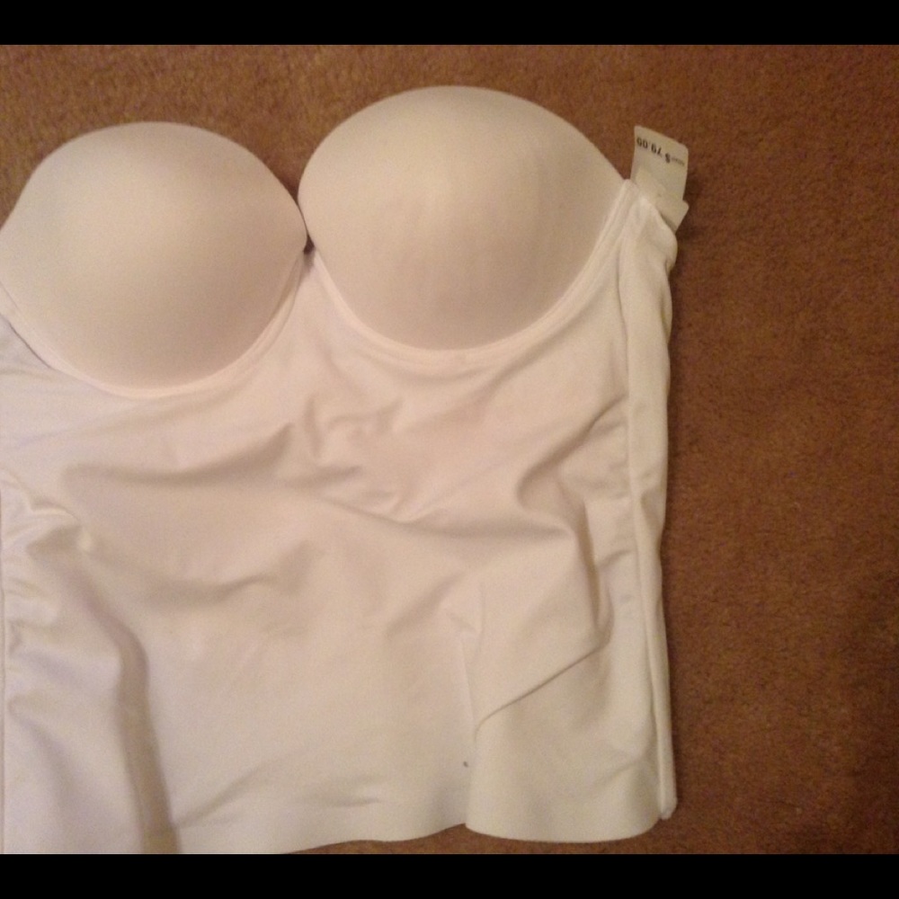 White strapless bralette